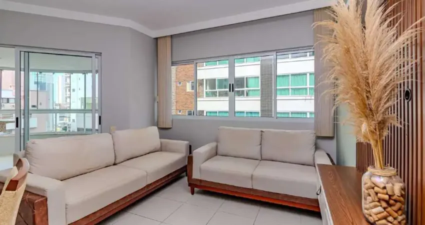 Apartamento à venda no Ed. Baía dos Golfinhos em Balneário Camboriú