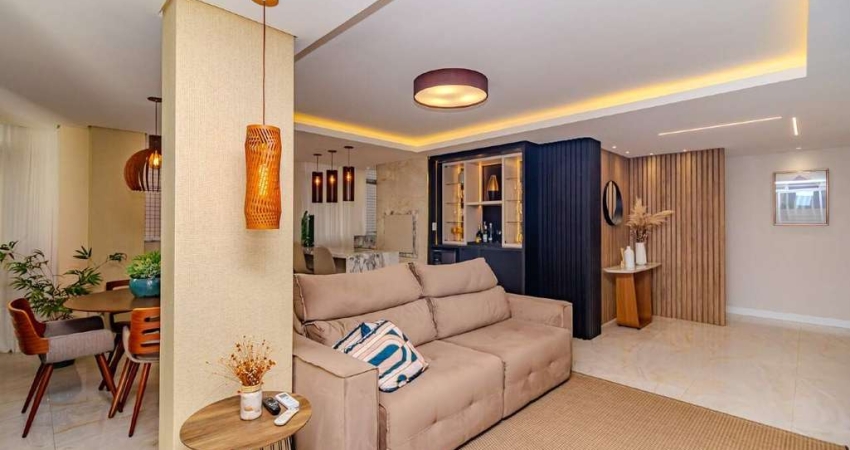 Apartamento próximo ao mar à venda no Ed. Thomaz Barrichelo em Balneário em Camboriú