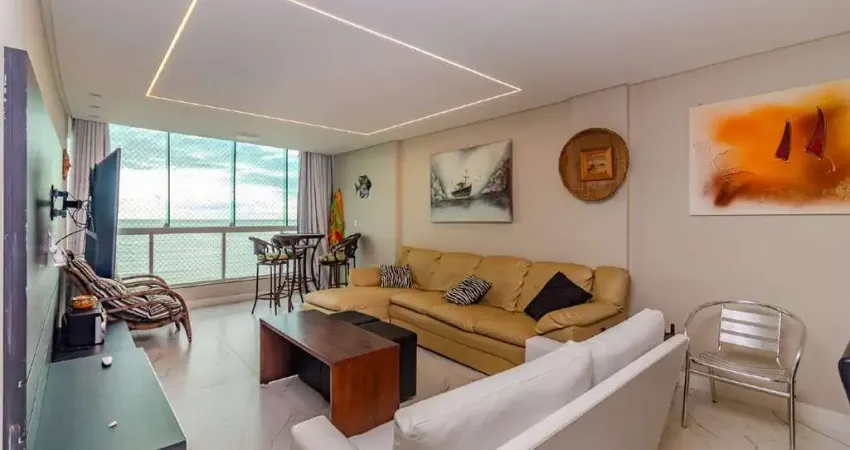 Apartamento frente mar à venda no Ed. Maria Amélia em Balneário Camboriú