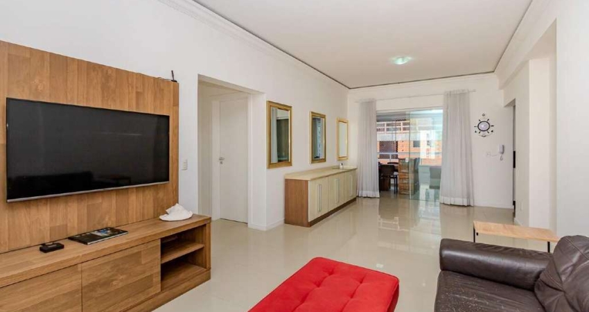 Apartamento à venda no Ed. Farol de Santa Luzia em Balneário Camboriú