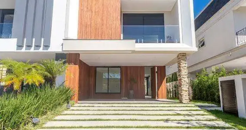 Casa em condomínio fechado com 3 quartos à venda na Rua Coronel Benjamin Vieira, 635, Centro, Camboriú