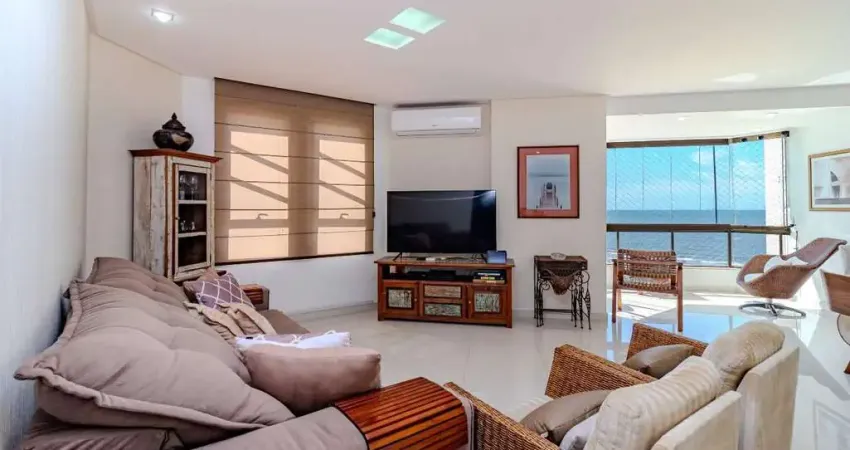 Apartamento frente mar à venda no Ed. Ilha de Itacuraça em Balneário Camboriú
