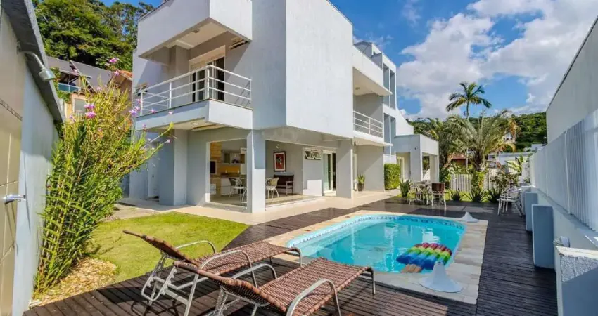 Casa com 3 quartos à venda na Servidão Antônio Belmiro Furtado, 235, Cabeçudas, Itajaí