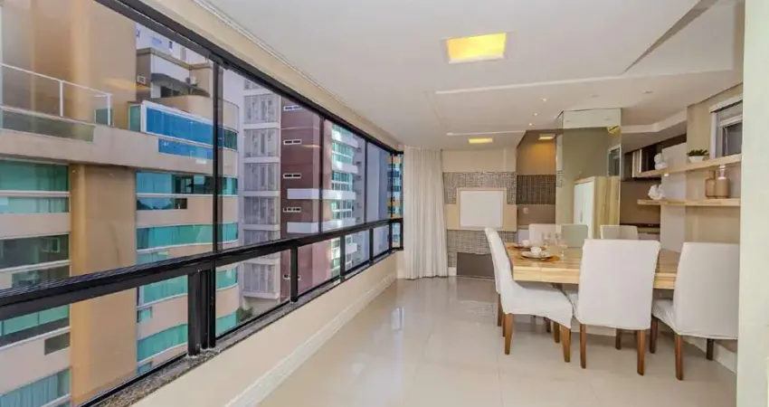Apartamento próximo ao mar à venda no Ed. San Andreas em Balneário Camboriú