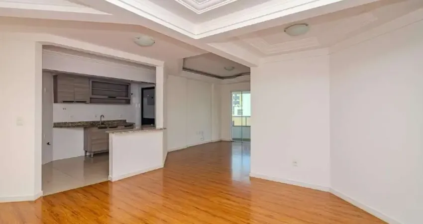 Apartamento à venda no Ed. Barcelona Plaza em Balneário Camboriú