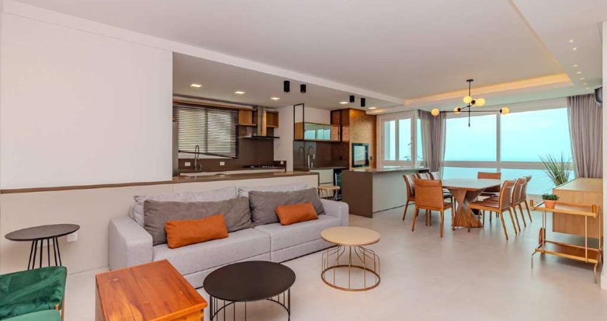 Apartamento com vista mar à venda no Ed. Camboas em Balneário Camboriú