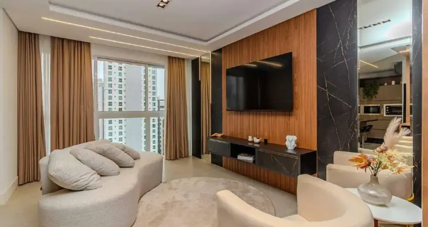 Apartamento com 4 quartos, próximo à praia no Centro de Balneario Camboriu