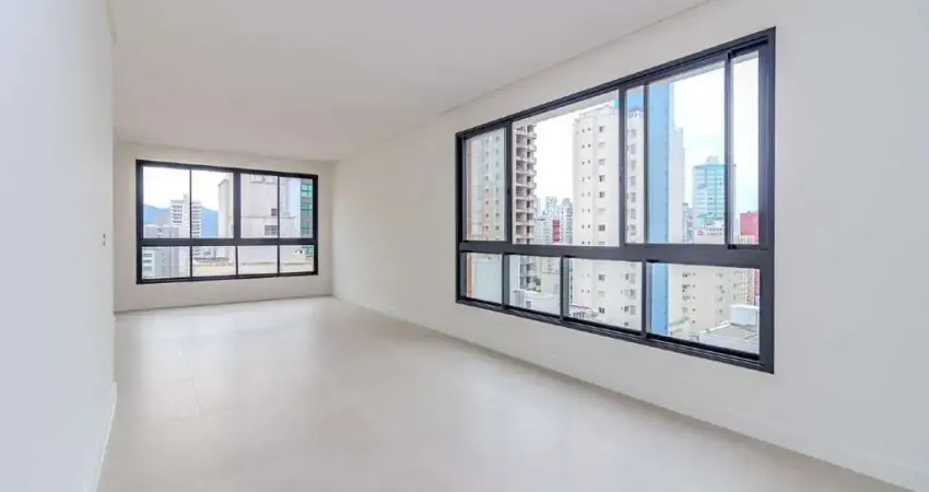 Apartamento com 3 quartos à venda na Rua 904, 904, Centro, Balneário Camboriú