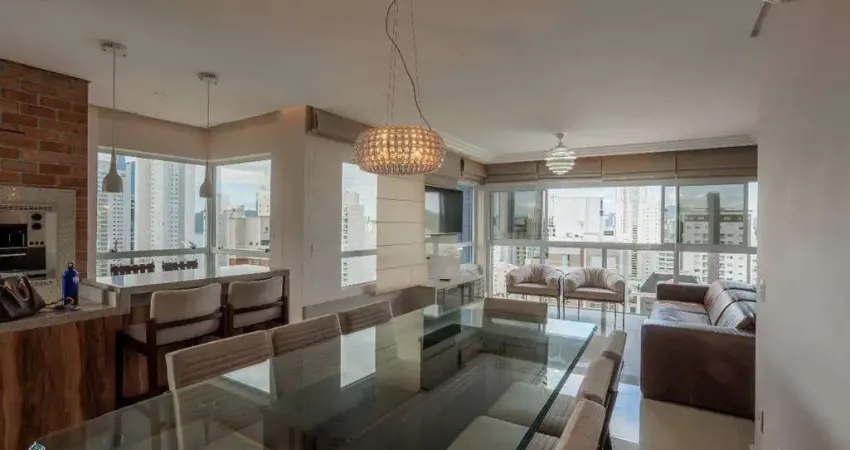 Apartamento com vista mar à venda em Balneário Camboriú