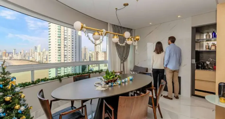 Apartamento com vista mar à venda no ed. luz do mar em balneário camboriú