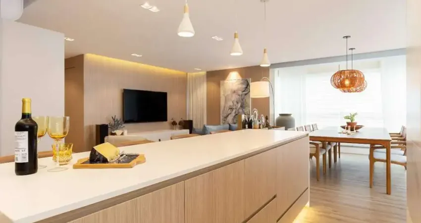 Apartamento a poucos passos do mar à venda em balneário camboriú