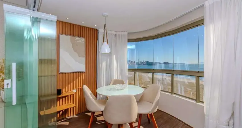 Apartamento frente mar no Edifício Vale Dourado em Balneário Camboriú.