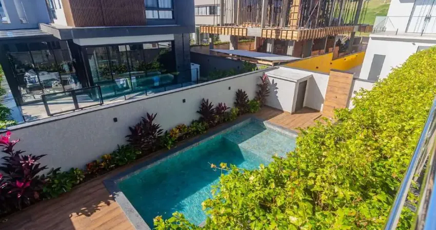Casa em condomínio fechado com 4 quartos à venda na Ivo Jose Rebello, 610, Centro, Balneário Camboriú