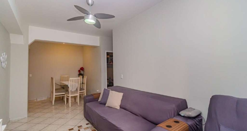 Apartamento com terraço à venda no centro de Balneário Camboriú