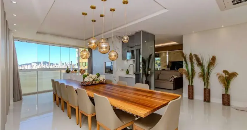 Apartamento com 4 quartos à venda na Rua Romeu Pereira, 23, Pioneiros, Balneário Camboriú