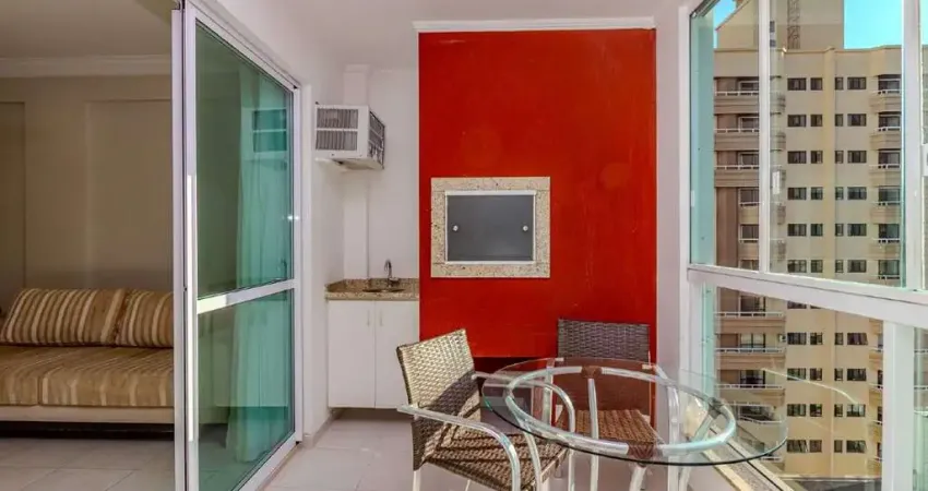 Apartamento a poucos passos do mar à venda em Balneário Camboriú