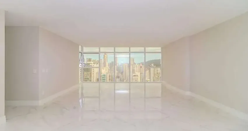 Apartamento na planta à venda no centro de balneário camboriú