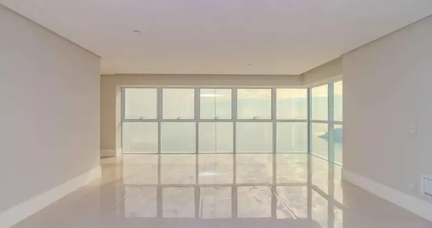 Apartamento frente mar á venda na Barra Sul em Balneário Camboriú