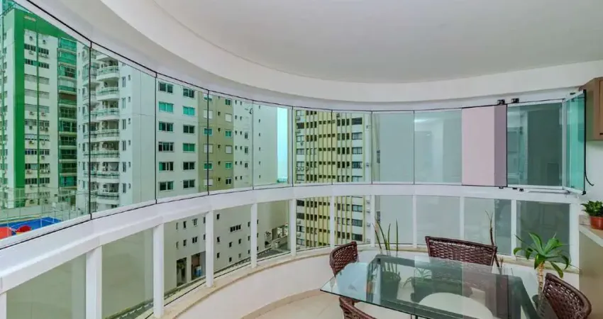 Apartamento próximo a praia à venda no centro de balneário camboriú