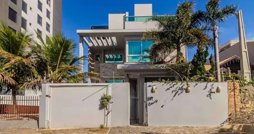 Casa com 4 quartos à venda na Rua Conselheiro Júlio Kumm, 447, Praia Brava, Itajaí