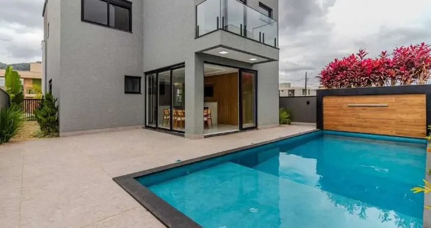 Casa à venda no condomínio caledônia private village em camboriú