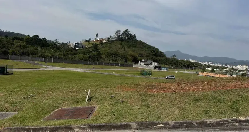 Terreno em condomínio fechado à venda na Rua Joaquim Garcia, 1764, Centro, Camboriú