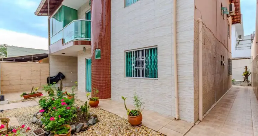 Casa com 4 quartos à venda na Rua 3144, 280, Centro, Balneário Camboriú