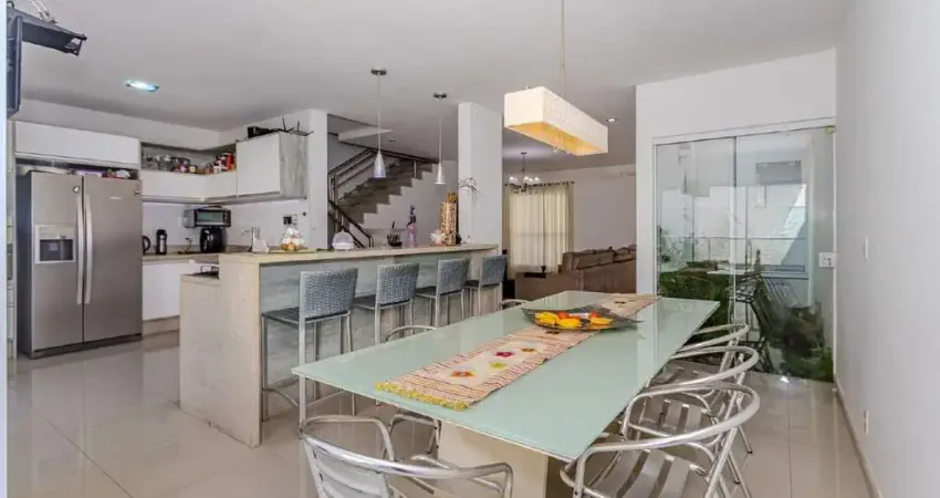 Casa com 3 quartos à venda na Rua Monteiro Lobato, 181, Praia dos Amores, Balneário Camboriú