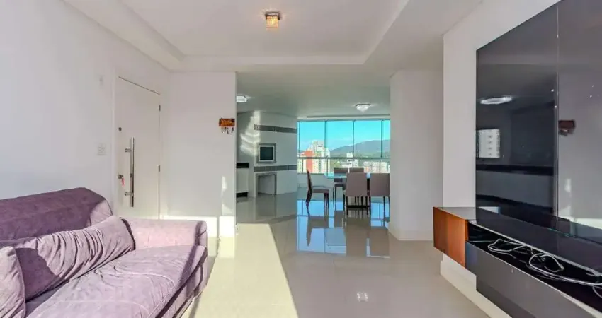 Apartamento com 3 quartos para alugar na Rua 2950, 350, Centro, Balneário Camboriú