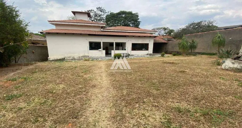 Casa com 3 quartos à venda no Santanense, Itaúna 