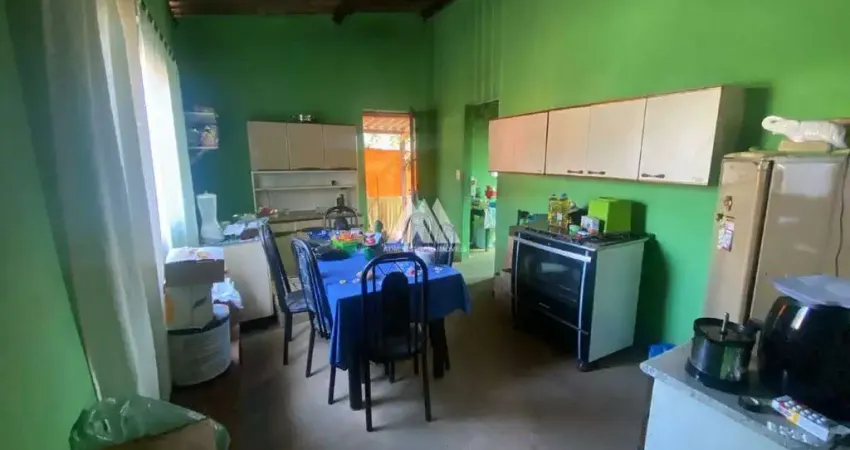 Vendo casa em Cachoeira dos Chaves com boa localização!