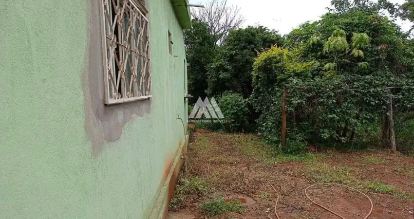 Vendo chácara em Itatiaiuçu em excelente localização!