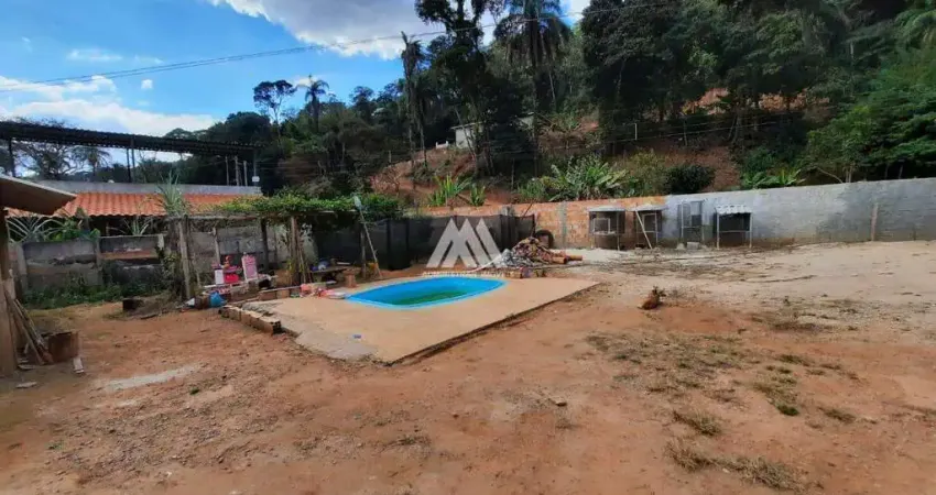 Vendo chácara em Itatiaiuçu em excelente localização!
