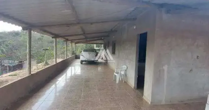 Vendo chácara em Itatiaiuçu em excelente localização!