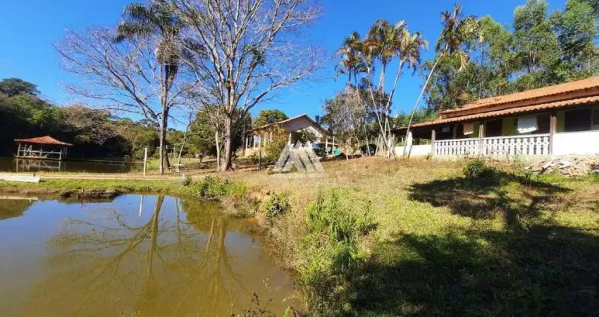 Vendo sítio em Itatiaiuçu com excelente localização!