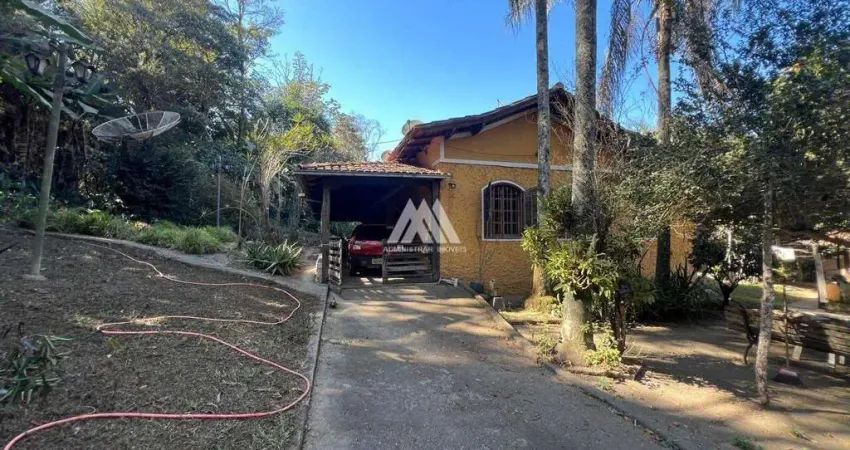 Vendo sitio em Itatiaiuçu de 30.000m² com 04 quartos excelente localização