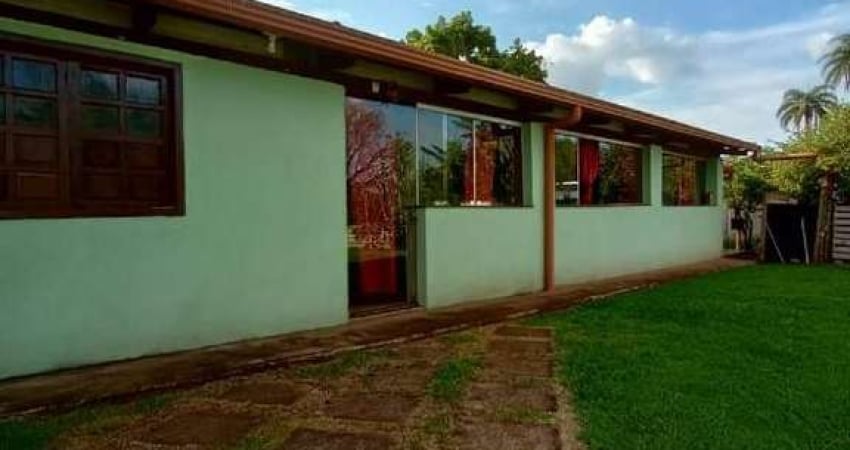 Sítio á venda com 03 quartos sendo 01 suíte, terreno de 1000m² em Igarapé MG!