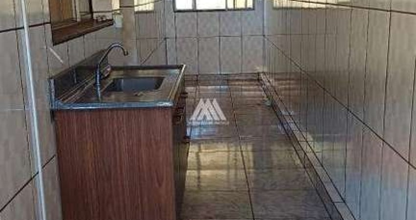Vendo casa em Itatiaiuçu com 2 quartos com excelente localização!