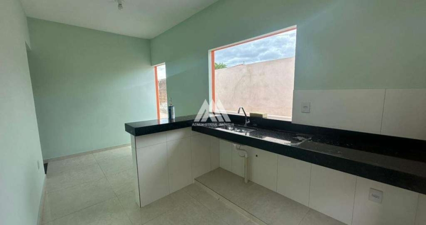 Alugo casa com 3 quartos em Itatiaiuçu com excelente localização!