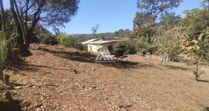 Vendo chácara com 2085m² em itatiaiuçu com excelente localização!