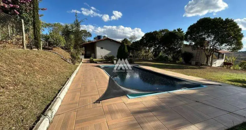 Vendo chácara rural com construção em itatiaiuçu mg 4.000m² com excelente localização!