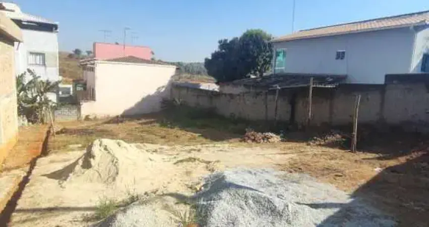 Terreno em condomínio fechado à venda em São Sebastião, Igarapé 