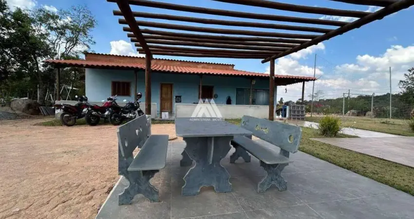 Vendo sítio com 1.479m² em itatiaiuçu com excelente localização!