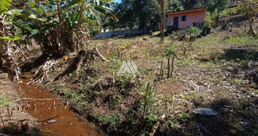 Vendo chácara com 1.250m² em itatiaiuçu com excelente localização!