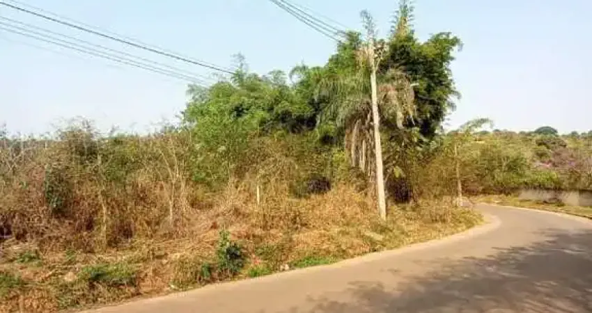 Terreno á venda de 2000m², com ótima vista para a lagoa em igarapé mg!