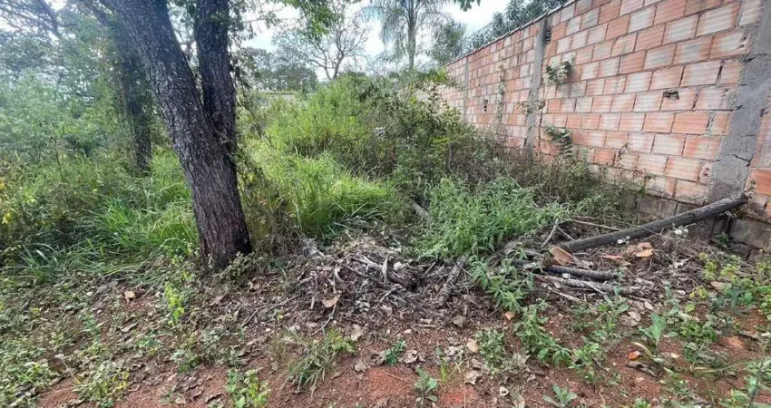 Terreno á venda de 1.034m² com ótima localização em igarapé mg