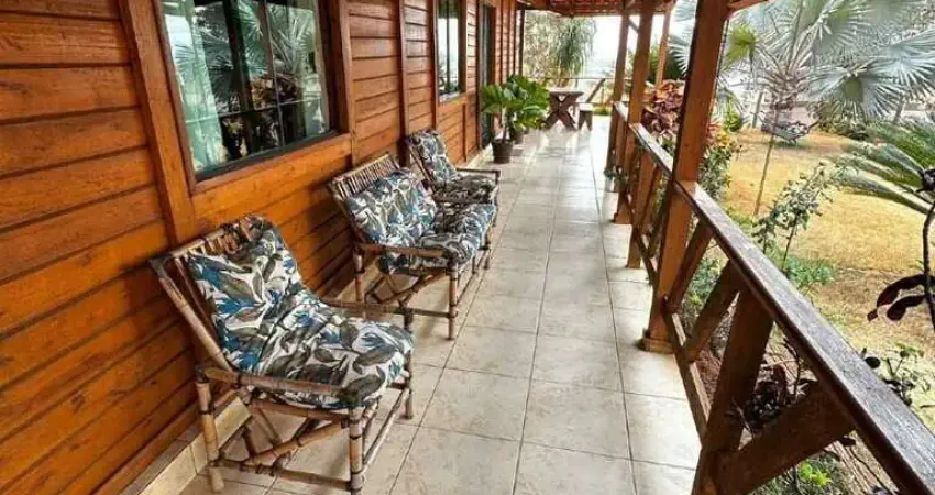 Casa de condomínio a venda com 04 quartos sendo 01 suíte em igarapé mg!