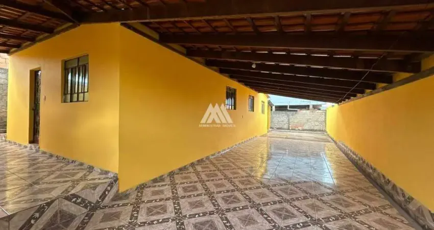 Alugo casa com 3 quartos em itatiaiuçu com excelente localização!