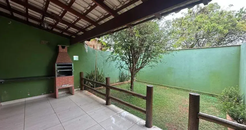 Excelente apartamento para locação no bairro atenas/igarapé!