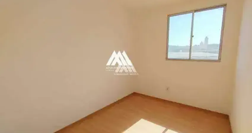 Apartamento com 2 quartos para alugar no Lourdes, Itaúna 